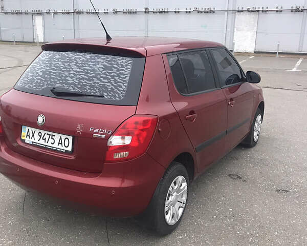 Красный Шкода Фабия, объемом двигателя 1.6 л и пробегом 179 тыс. км за 5750 $, фото 15 на Automoto.ua