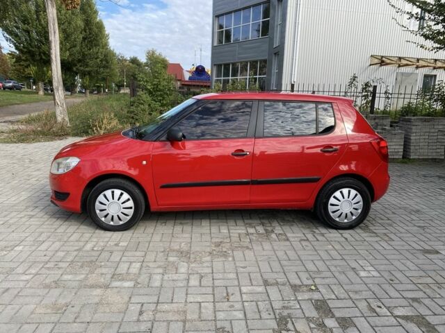 Червоний Шкода Фабія, об'ємом двигуна 1.2 л та пробігом 220 тис. км за 3999 $, фото 8 на Automoto.ua