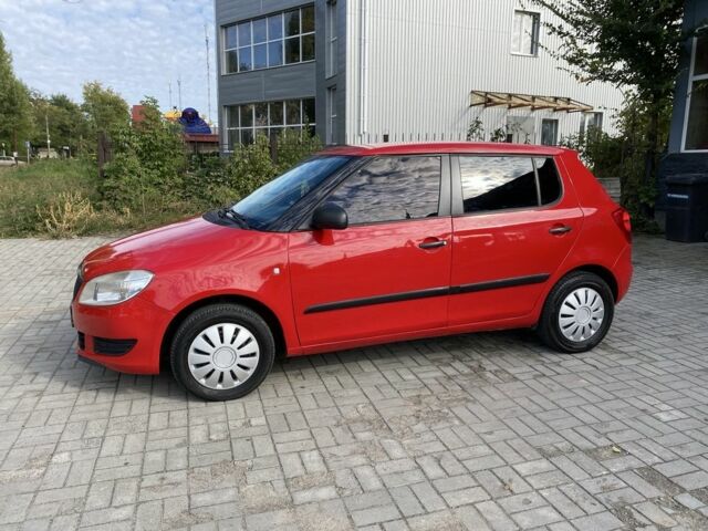 Червоний Шкода Фабія, об'ємом двигуна 1.2 л та пробігом 220 тис. км за 3999 $, фото 15 на Automoto.ua