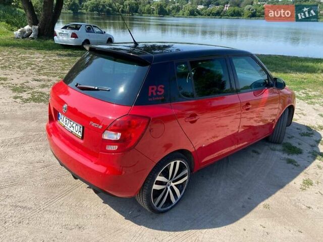 Червоний Шкода Фабія, об'ємом двигуна 1.39 л та пробігом 234 тис. км за 8700 $, фото 2 на Automoto.ua
