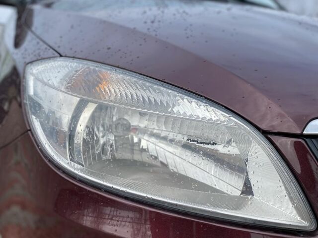 Червоний Шкода Фабія, об'ємом двигуна 1.2 л та пробігом 143 тис. км за 5500 $, фото 4 на Automoto.ua