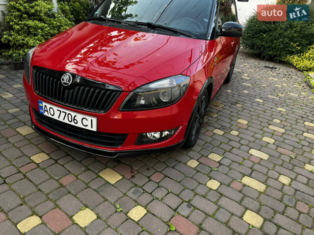 Красный Шкода Фабия, объемом двигателя 1.6 л и пробегом 254 тыс. км за 7199 $, фото 2 на Automoto.ua