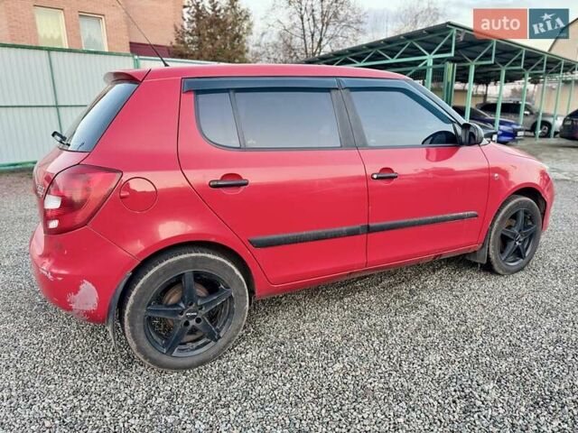 Червоний Шкода Фабія, об'ємом двигуна 1.2 л та пробігом 304 тис. км за 3999 $, фото 8 на Automoto.ua