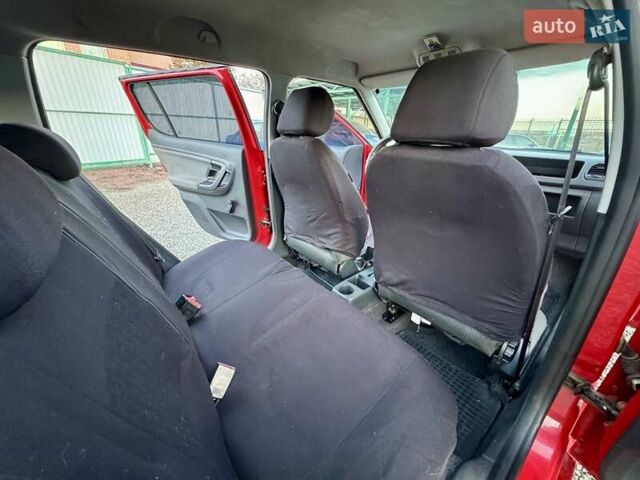 Червоний Шкода Фабія, об'ємом двигуна 1.2 л та пробігом 304 тис. км за 3999 $, фото 27 на Automoto.ua