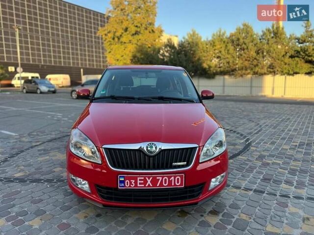 Красный Шкода Фабия, объемом двигателя 1.2 л и пробегом 211 тыс. км за 5400 $, фото 8 на Automoto.ua