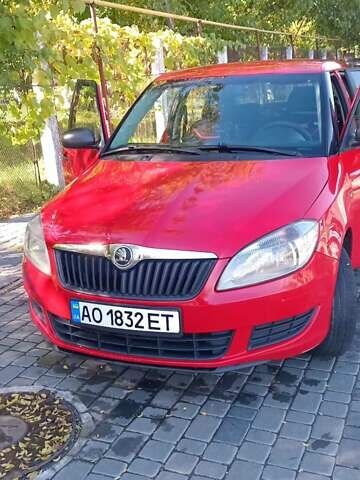 Червоний Шкода Фабія, об'ємом двигуна 1.4 л та пробігом 195 тис. км за 6100 $, фото 10 на Automoto.ua