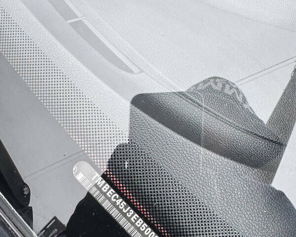 Красный Шкода Фабия, объемом двигателя 1.39 л и пробегом 219 тыс. км за 6300 $, фото 6 на Automoto.ua