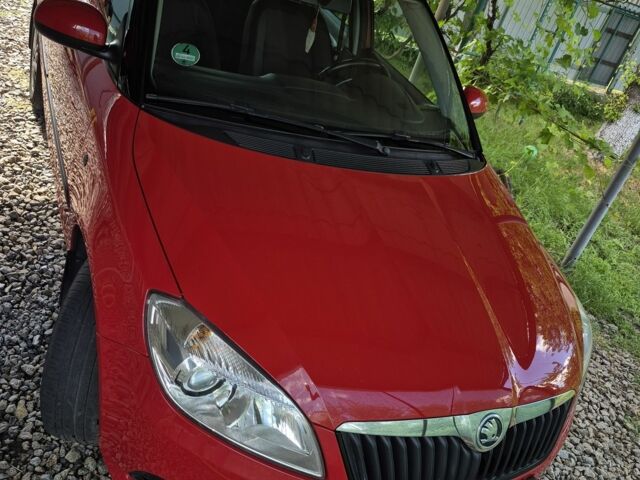 Красный Шкода Фабия, объемом двигателя 1.6 л и пробегом 158 тыс. км за 7000 $, фото 4 на Automoto.ua