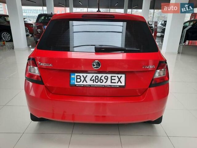 Красный Шкода Фабия, объемом двигателя 1.2 л и пробегом 107 тыс. км за 7490 $, фото 7 на Automoto.ua