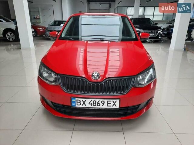 Красный Шкода Фабия, объемом двигателя 1.2 л и пробегом 107 тыс. км за 7490 $, фото 1 на Automoto.ua