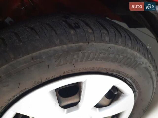 Красный Шкода Фабия, объемом двигателя 1.2 л и пробегом 107 тыс. км за 7490 $, фото 10 на Automoto.ua