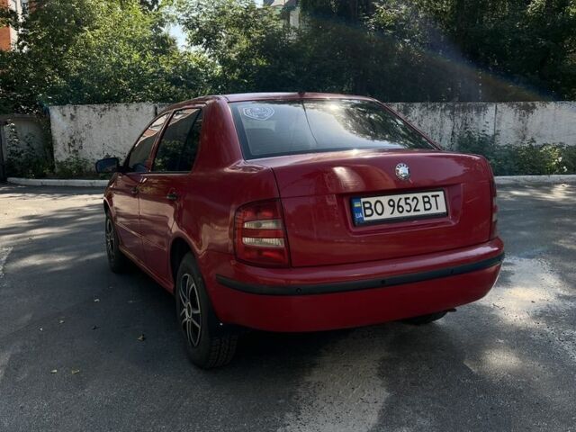 Красный Шкода Фабия, объемом двигателя 1.2 л и пробегом 219 тыс. км за 2600 $, фото 10 на Automoto.ua