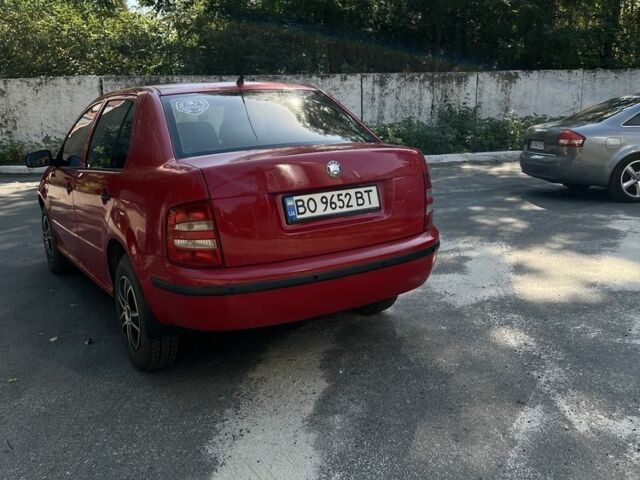 Красный Шкода Фабия, объемом двигателя 1.2 л и пробегом 219 тыс. км за 2600 $, фото 14 на Automoto.ua