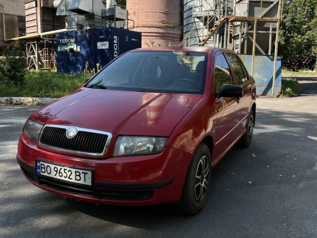 Красный Шкода Фабия, объемом двигателя 1.2 л и пробегом 219 тыс. км за 2900 $, фото 6 на Automoto.ua
