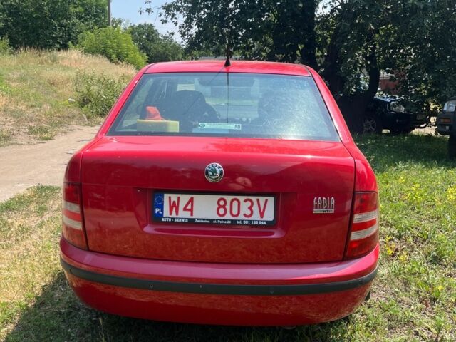 Червоний Шкода Фабія, об'ємом двигуна 1.2 л та пробігом 251 тис. км за 1200 $, фото 3 на Automoto.ua