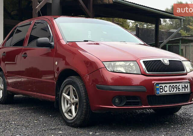 Червоний Шкода Фабія, об'ємом двигуна 1.2 л та пробігом 204 тис. км за 3000 $, фото 3 на Automoto.ua