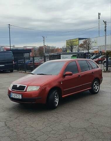 Красный Шкода Фабия, объемом двигателя 1.39 л и пробегом 214 тыс. км за 3900 $, фото 8 на Automoto.ua