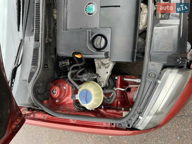 Красный Шкода Фабия, объемом двигателя 1.2 л и пробегом 217 тыс. км за 3550 $, фото 30 на Automoto.ua