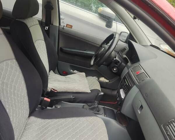 Червоний Шкода Фабія, об'ємом двигуна 1.2 л та пробігом 113 тис. км за 2950 $, фото 1 на Automoto.ua