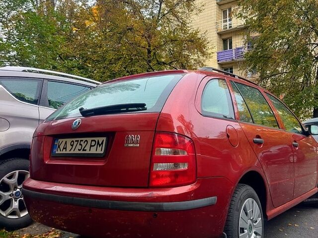 Червоний Шкода Фабія, об'ємом двигуна 1.2 л та пробігом 113 тис. км за 3200 $, фото 3 на Automoto.ua