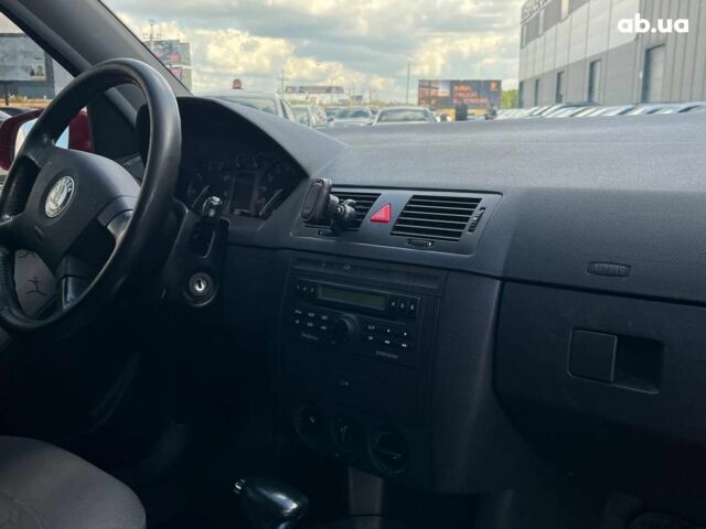 Червоний Шкода Фабія, об'ємом двигуна 1.4 л та пробігом 282 тис. км за 4890 $, фото 12 на Automoto.ua