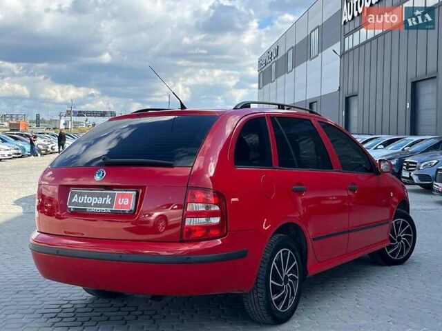 Красный Шкода Фабия, объемом двигателя 1.4 л и пробегом 282 тыс. км за 4890 $, фото 8 на Automoto.ua