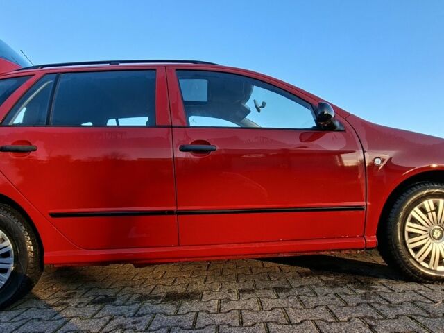 Червоний Шкода Фабія, об'ємом двигуна 1.4 л та пробігом 159 тис. км за 3830 $, фото 7 на Automoto.ua