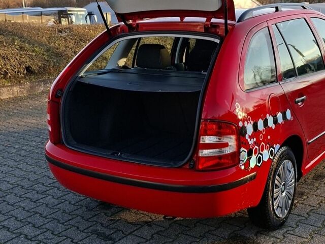 Червоний Шкода Фабія, об'ємом двигуна 1.4 л та пробігом 159 тис. км за 3830 $, фото 8 на Automoto.ua