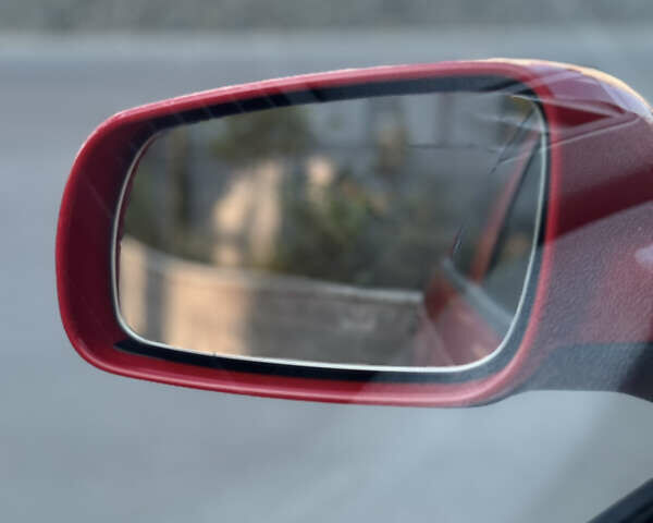 Красный Шкода Фабия, объемом двигателя 1.39 л и пробегом 241 тыс. км за 4399 $, фото 12 на Automoto.ua