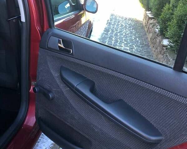 Червоний Шкода Фабія, об'ємом двигуна 1.39 л та пробігом 205 тис. км за 4400 $, фото 9 на Automoto.ua