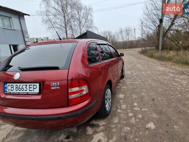 Червоний Шкода Фабія, об'ємом двигуна 1.4 л та пробігом 331 тис. км за 3950 $, фото 4 на Automoto.ua