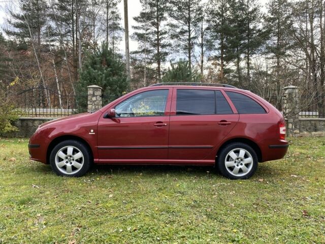 Червоний Шкода Фабія, об'ємом двигуна 1.4 л та пробігом 193 тис. км за 4550 $, фото 2 на Automoto.ua