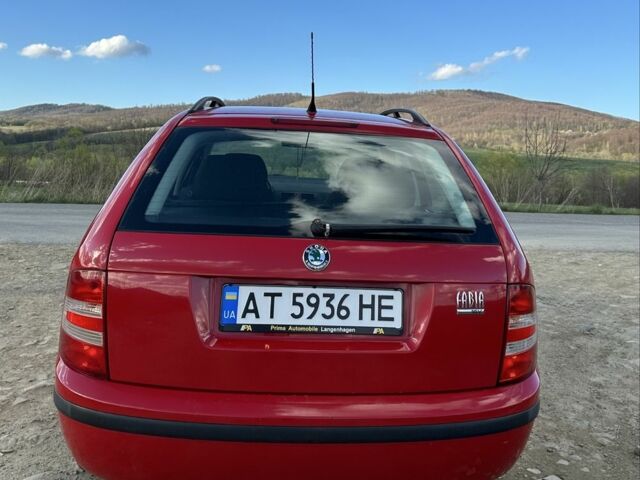 Красный Шкода Фабия, объемом двигателя 1.4 л и пробегом 2 тыс. км за 3950 $, фото 5 на Automoto.ua