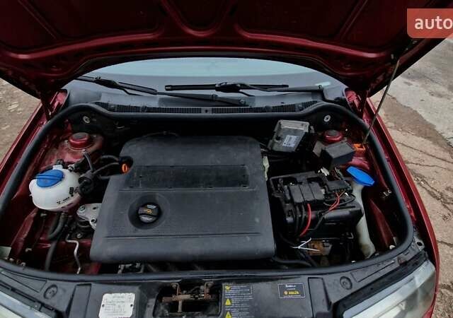 Червоний Шкода Фабія, об'ємом двигуна 1.4 л та пробігом 331 тис. км за 3950 $, фото 11 на Automoto.ua