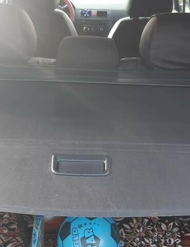 Красный Шкода Фабия, объемом двигателя 1.4 л и пробегом 255 тыс. км за 4100 $, фото 13 на Automoto.ua