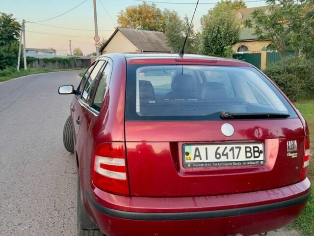 Шкода Фабия 2007 в Ахтырке на Automoto.ua Красный Шкода Фабия, объемом двигателя 1.2 л и пробегом 310 тыс. км за 2699 $, фото 4 на Automoto.ua