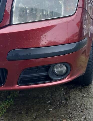 Красный Шкода Фабия, объемом двигателя 1.4 л и пробегом 255 тыс. км за 4100 $, фото 18 на Automoto.ua