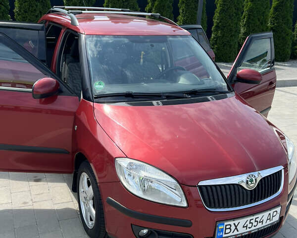 Красный Шкода Фабия, объемом двигателя 1.2 л и пробегом 157 тыс. км за 5500 $, фото 10 на Automoto.ua