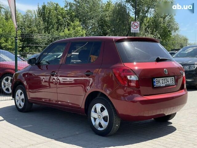 Красный Шкода Фабия, объемом двигателя 1.2 л и пробегом 203 тыс. км за 4755 $, фото 18 на Automoto.ua