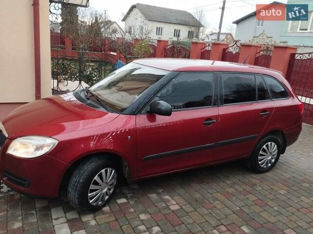 Красный Шкода Фабия, объемом двигателя 1.4 л и пробегом 162 тыс. км за 4850 $, фото 7 на Automoto.ua