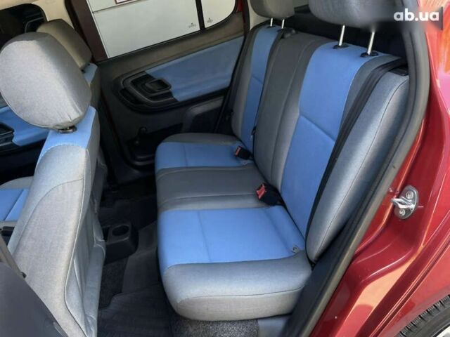 Красный Шкода Фабия, объемом двигателя 1.2 л и пробегом 203 тыс. км за 4755 $, фото 26 на Automoto.ua