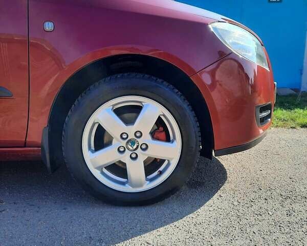 Червоний Шкода Фабія, об'ємом двигуна 1.6 л та пробігом 178 тис. км за 6850 $, фото 20 на Automoto.ua