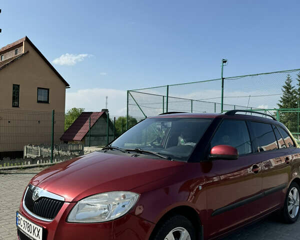Красный Шкода Фабия, объемом двигателя 1.6 л и пробегом 166 тыс. км за 6300 $, фото 9 на Automoto.ua