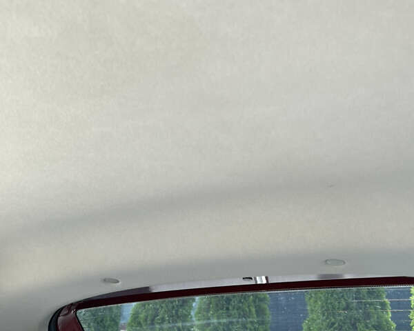 Красный Шкода Фабия, объемом двигателя 1.2 л и пробегом 157 тыс. км за 5500 $, фото 16 на Automoto.ua