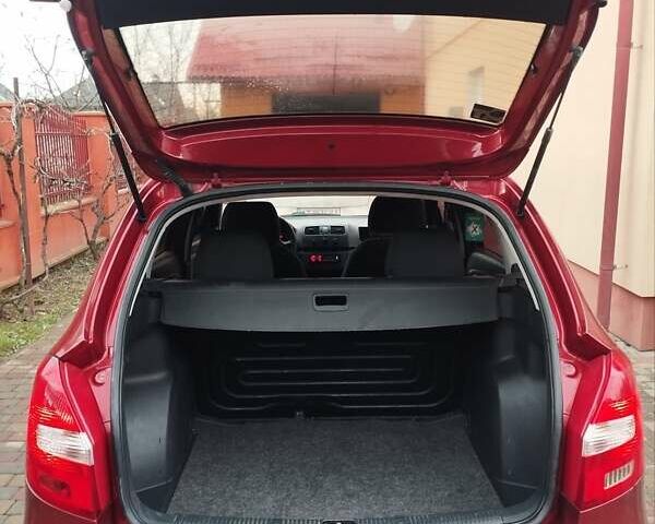 Червоний Шкода Фабія, об'ємом двигуна 1.4 л та пробігом 162 тис. км за 4850 $, фото 6 на Automoto.ua