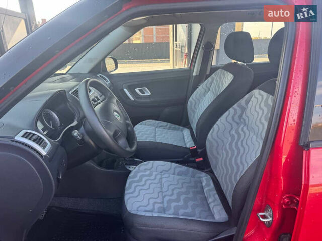 Червоний Шкода Фабія, об'ємом двигуна 1.6 л та пробігом 173 тис. км за 6888 $, фото 16 на Automoto.ua