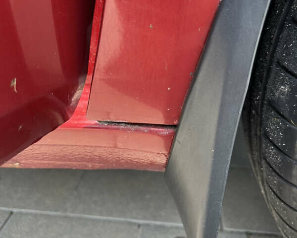 Красный Шкода Фабия, объемом двигателя 1.2 л и пробегом 157 тыс. км за 5500 $, фото 9 на Automoto.ua