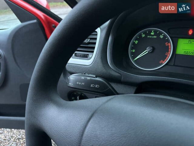 Червоний Шкода Фабія, об'ємом двигуна 1.6 л та пробігом 156 тис. км за 6200 $, фото 24 на Automoto.ua