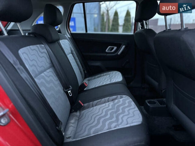Червоний Шкода Фабія, об'ємом двигуна 1.6 л та пробігом 156 тис. км за 6200 $, фото 35 на Automoto.ua