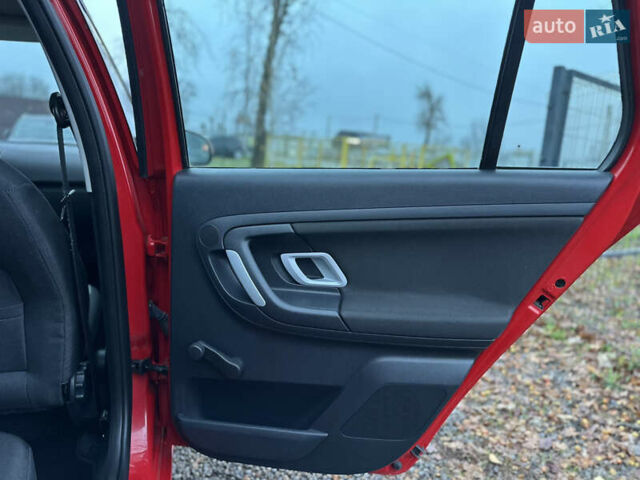 Червоний Шкода Фабія, об'ємом двигуна 1.6 л та пробігом 156 тис. км за 6200 $, фото 36 на Automoto.ua